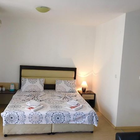 Siana 3 Suits Apartment Pomorie Luaran gambar